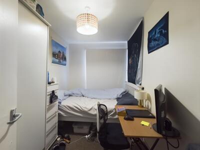 Picture 4